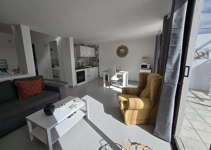 Apartman Del Sol - Sea View Güime