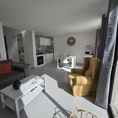 Апартаменты Del Sol Lanzarote - Sea View Гуйме